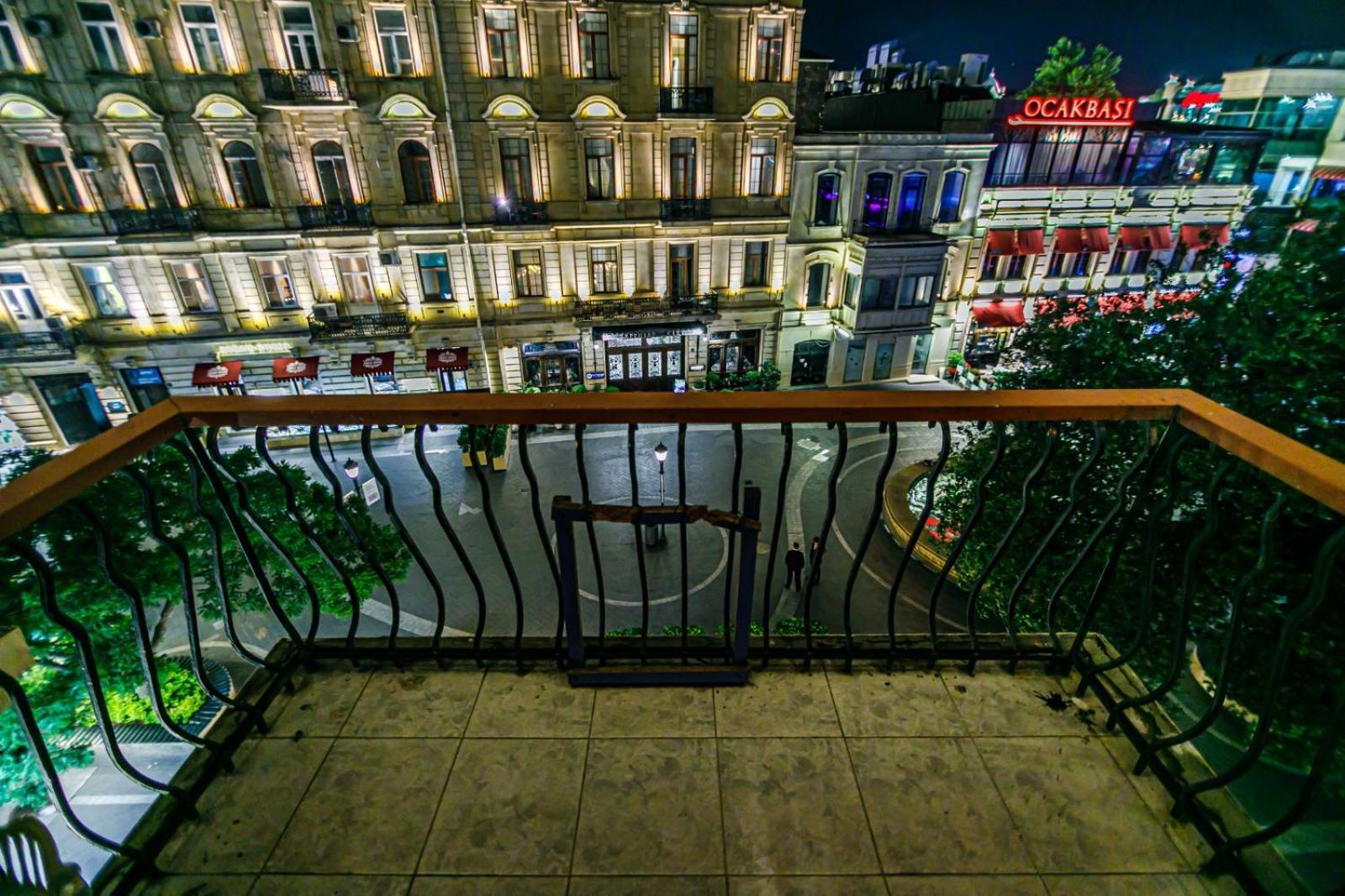 Apartment Corner บากู ภายนอก รูปภาพ